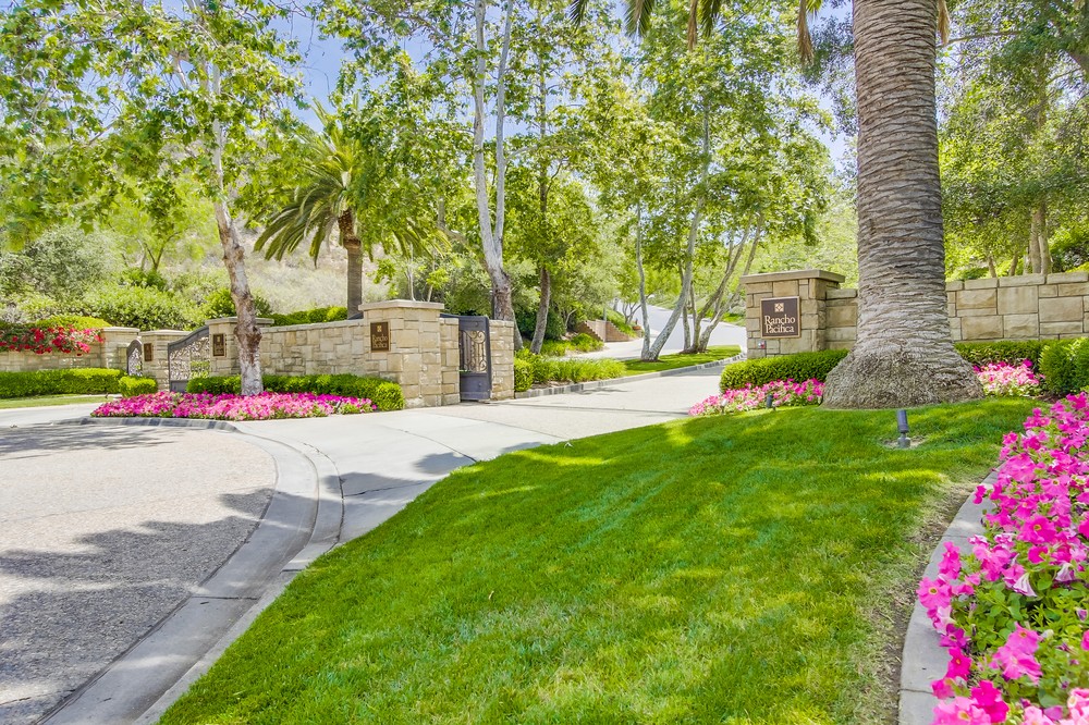 Virtual tour photo 13 of 18 for Rancho Pacifica Entrance