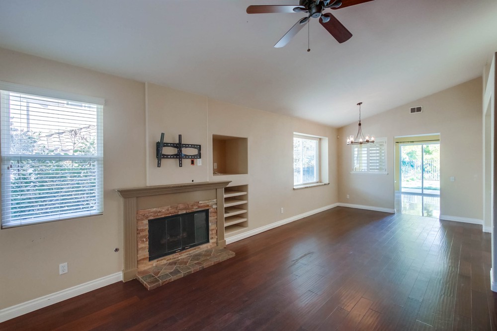 Virtual tour photo 8 of 38 for Scripps Creek Dr