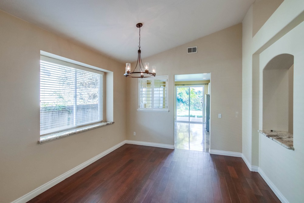 Virtual tour photo 11 of 38 for Scripps Creek Dr