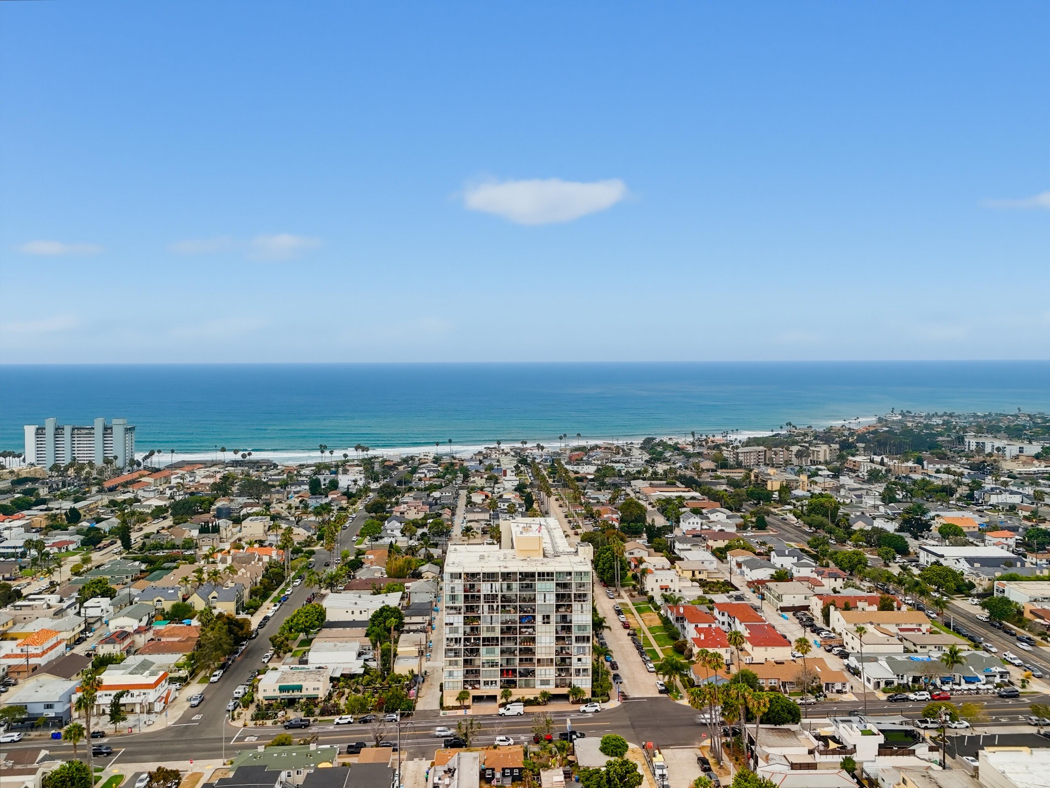 Virtual tour photo 17 of 33 for THE PACIFIC TOWER