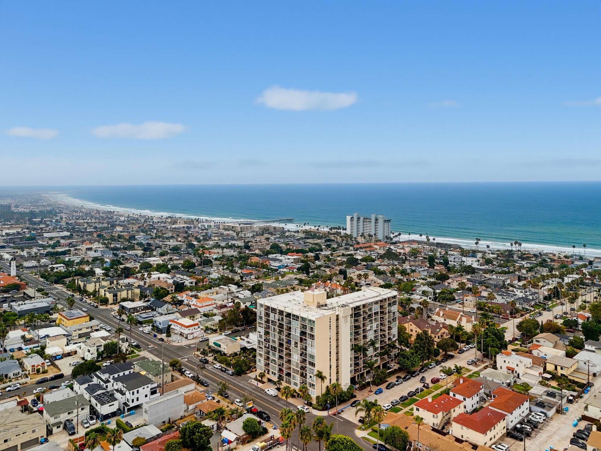 Virtual tour photo 18 of 33 for THE PACIFIC TOWER