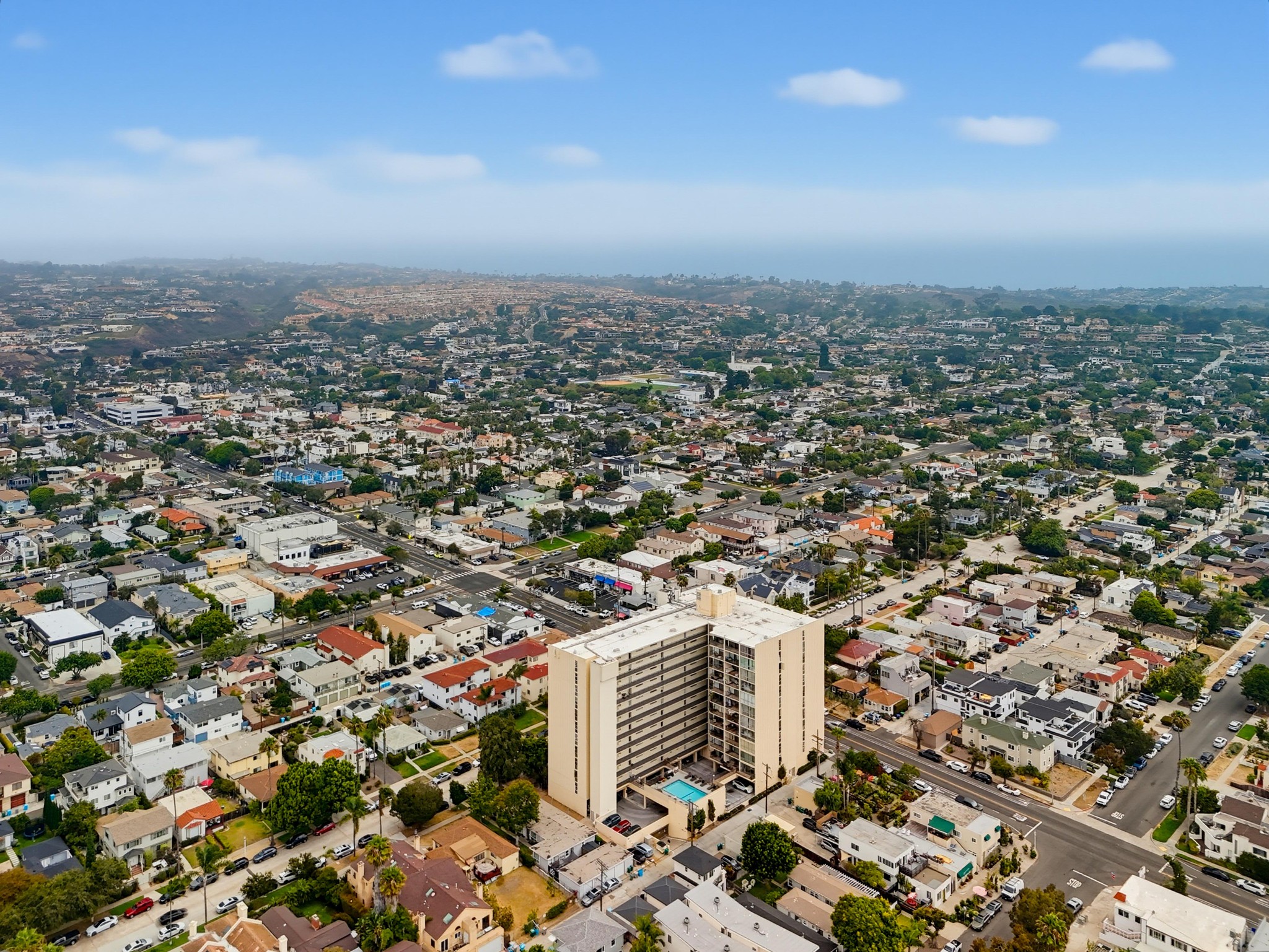 Virtual tour photo 31 of 33 for THE PACIFIC TOWER