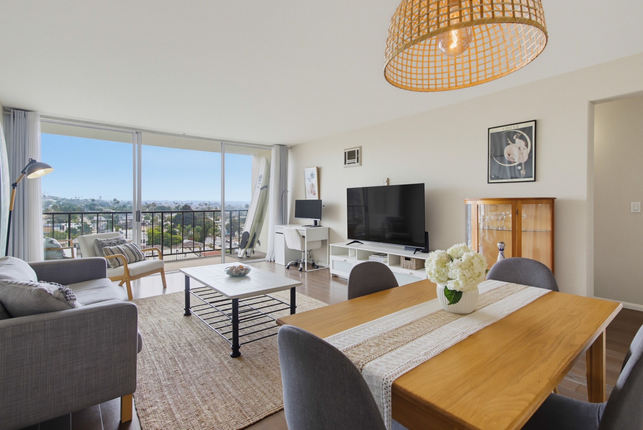 Virtual tour photo 6 of 70 for THE PACIFIC TOWER