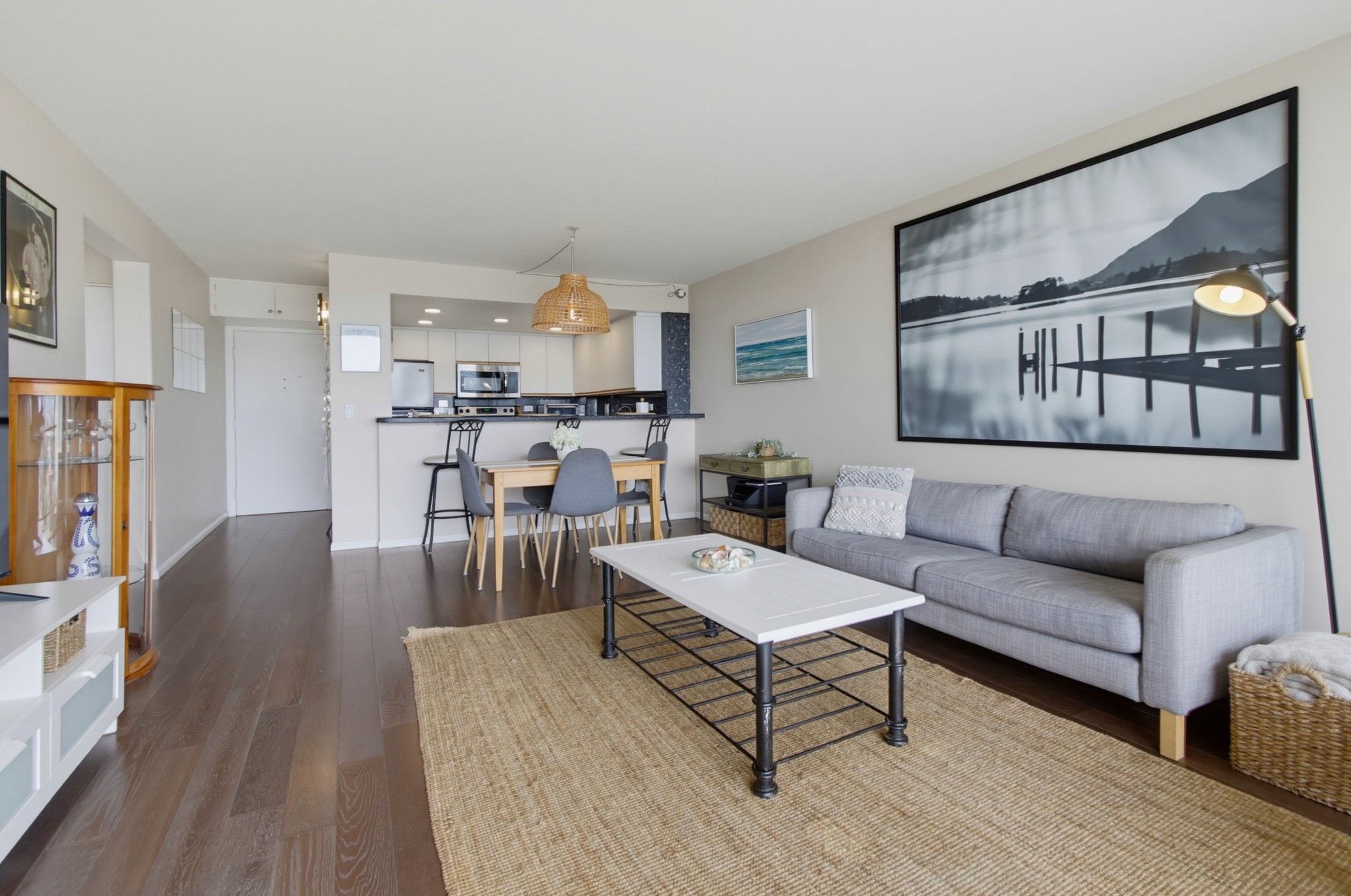 Virtual tour photo 9 of 70 for THE PACIFIC TOWER