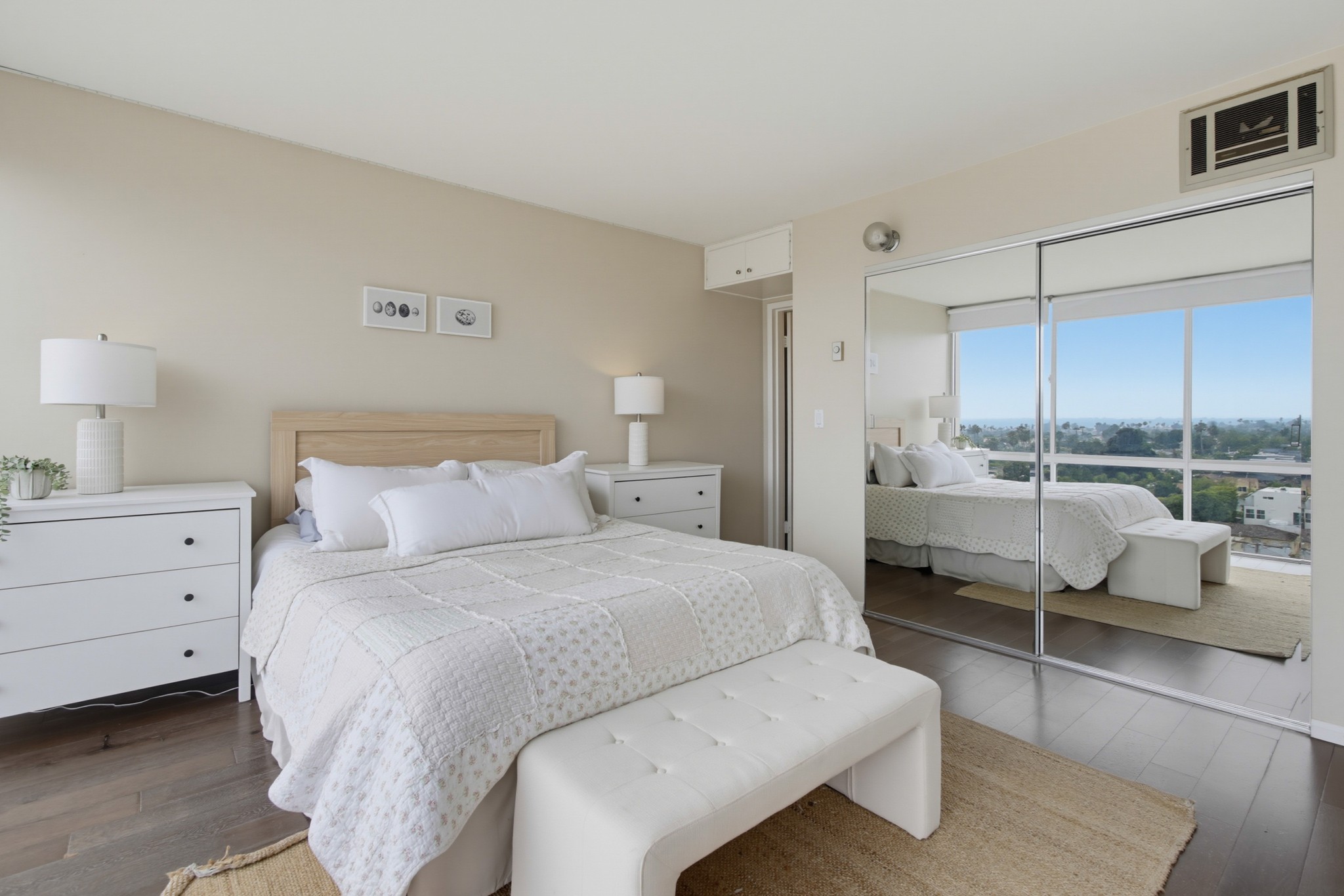 Virtual tour photo 16 of 70 for THE PACIFIC TOWER