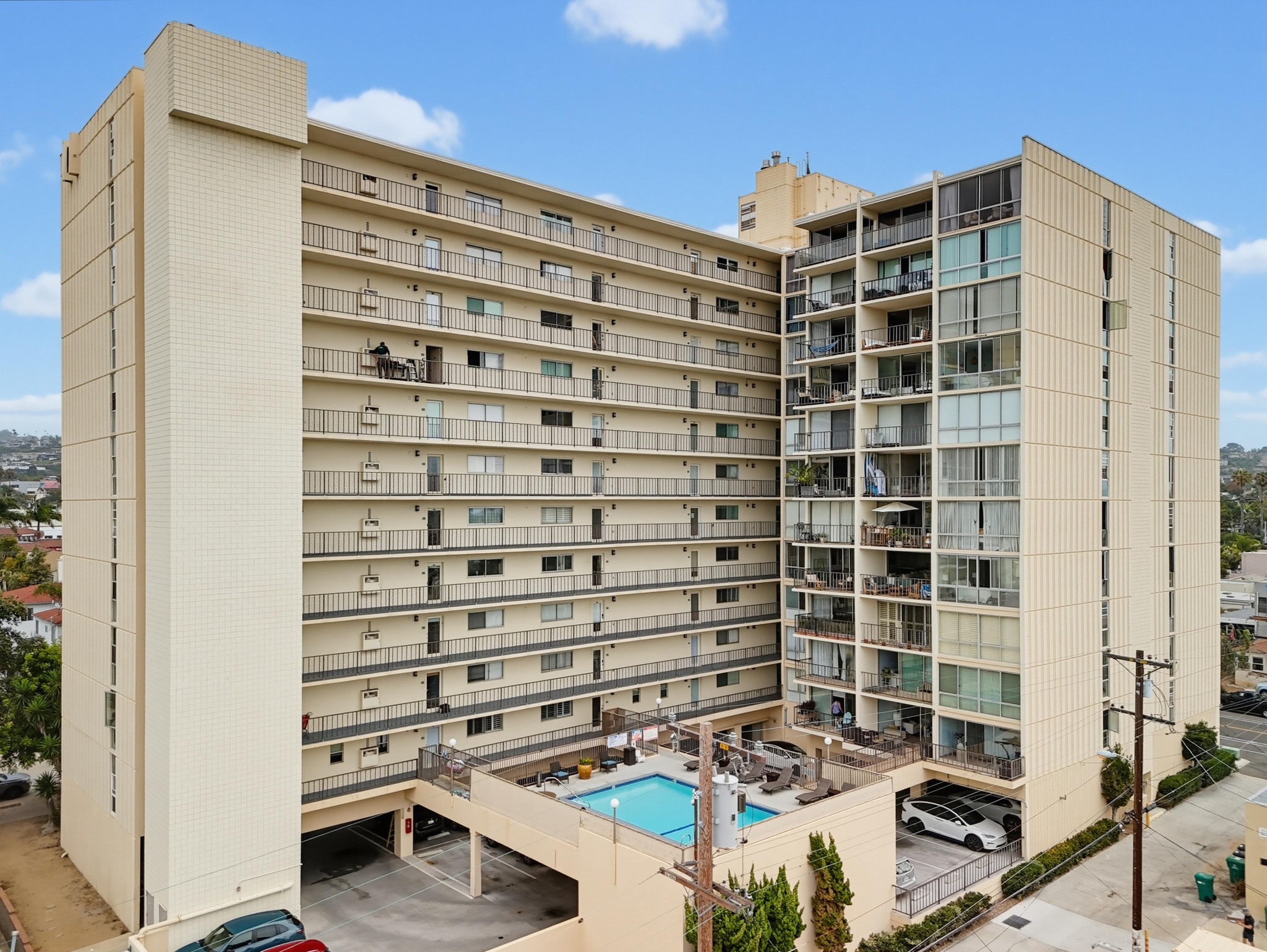 Virtual tour photo 43 of 70 for THE PACIFIC TOWER