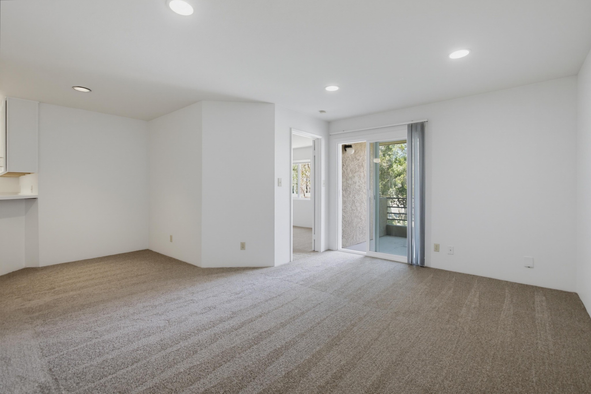 Virtual tour photo 8 of 45 for Verano