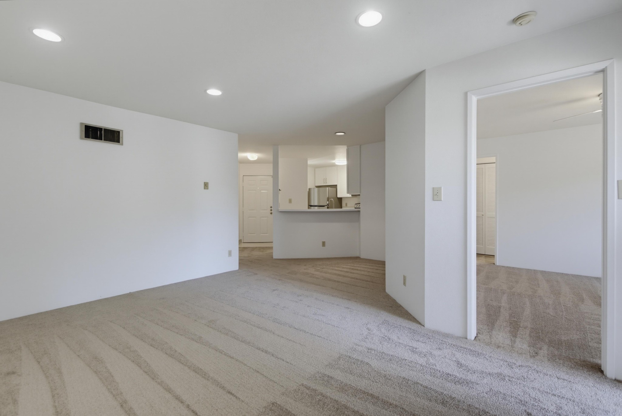 Virtual tour photo 9 of 45 for Verano